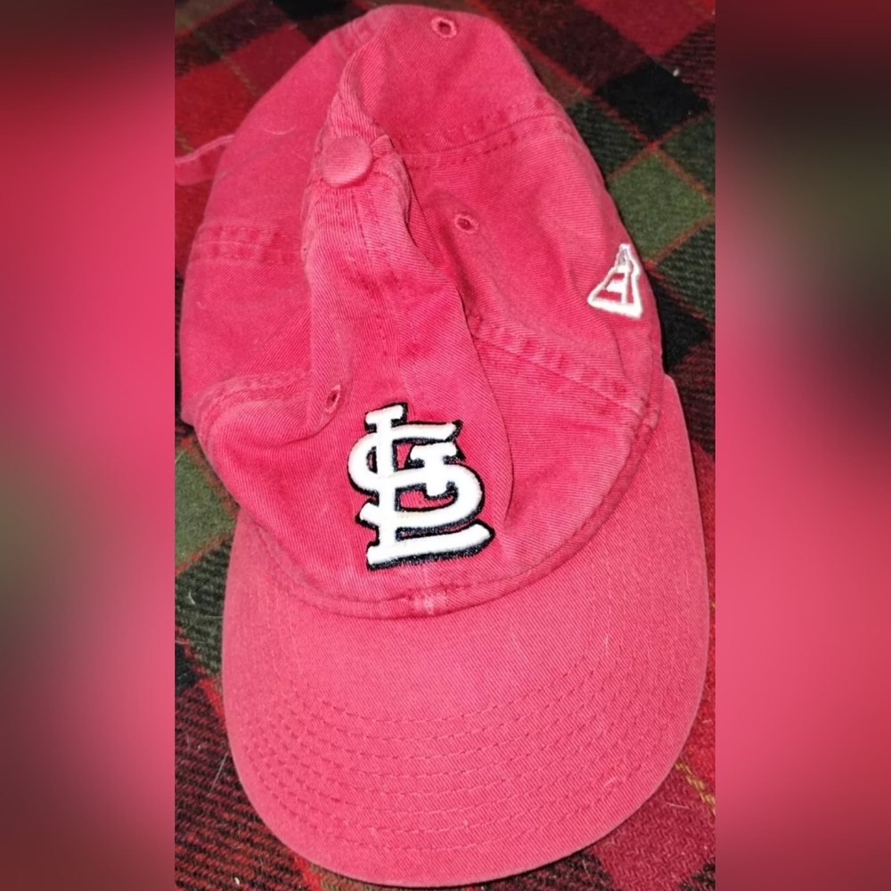 New Era Genuine Merchandise St Louis Cardinals Strap back Baseball Hat